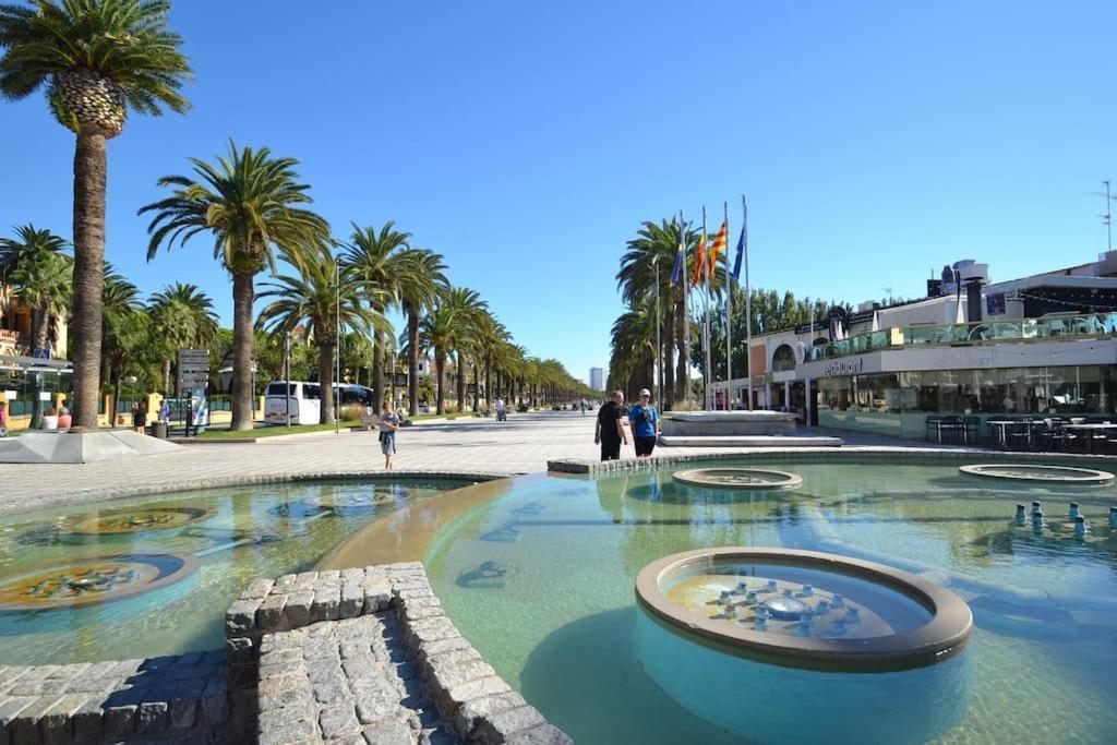 Bonito Apartamento Con Piscina Salou Exterior foto